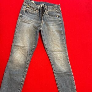 GAP True Skinny Mid Rise